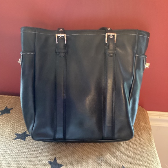 Coach Shoulder Bag - Picture 2 of 4